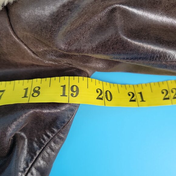 ✨ Laundry by Shelli Segal Leather & Faux Shearling Aviator Jacket – Size M ✨ - Picture 13 of 15